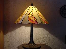 Stehlampe klein Baumfu